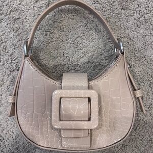 Elegant Beige Croc-Embossed Women's Bag
